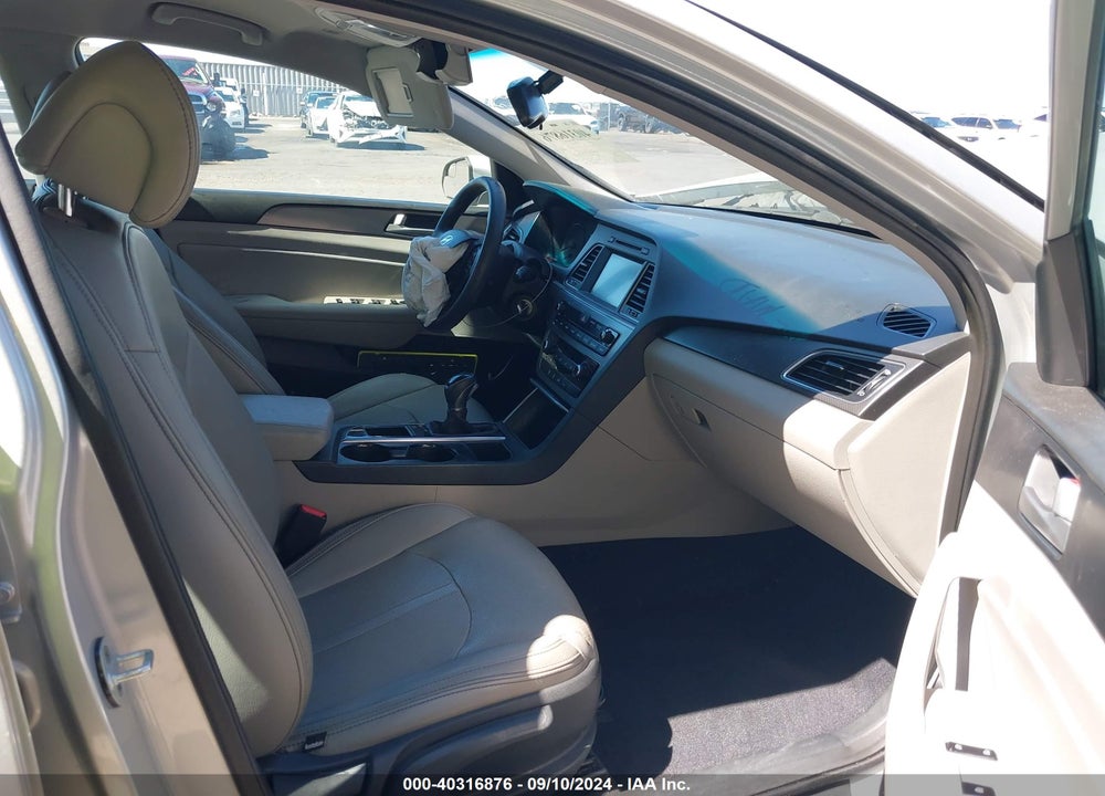2017 HYUNDAI SONATA SPORT VIN: 5NPE34AF6HH443775