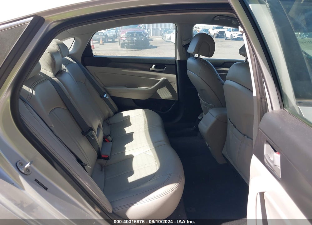 2017 HYUNDAI SONATA SPORT VIN: 5NPE34AF6HH443775