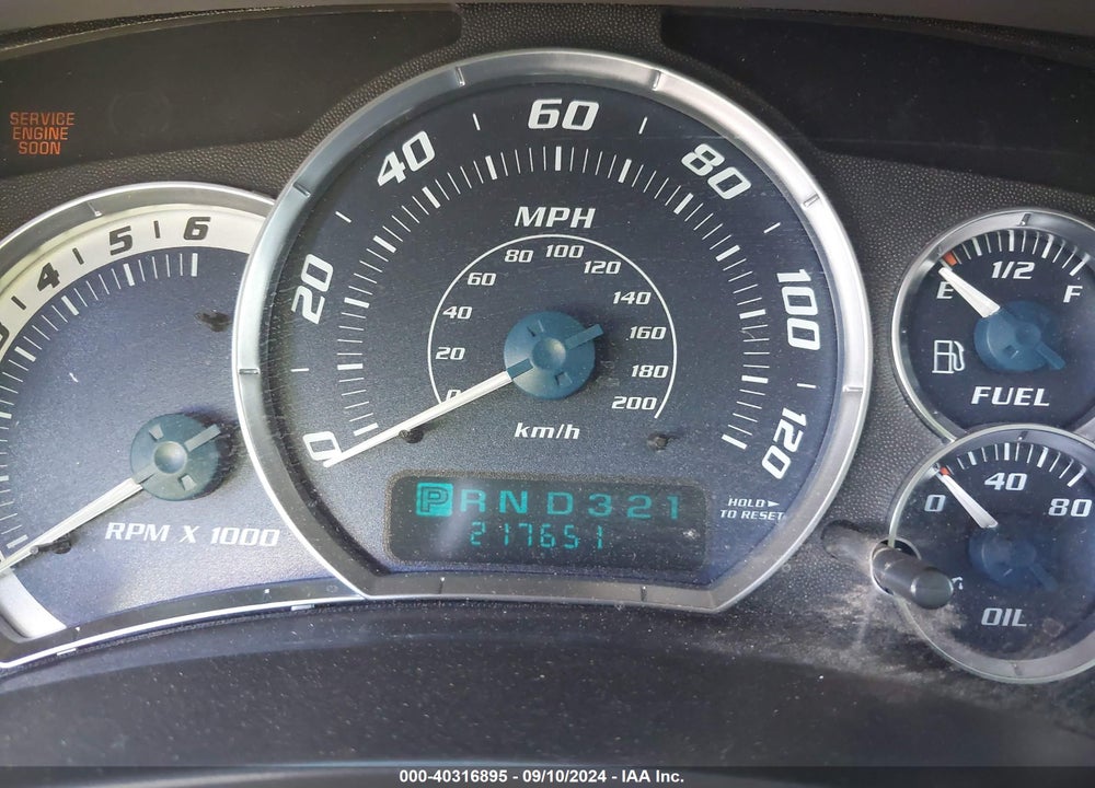 2002 CADILLAC ESCALADE STANDARD VIN: 1GYEK63NX2R111805