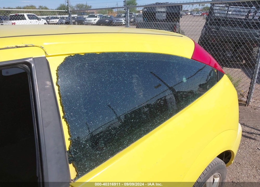2004 FORD FOCUS ZX3 VIN: 3FAFP31Z54R103513