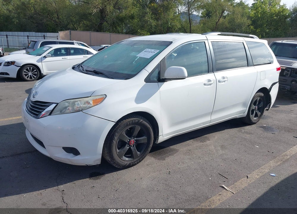 2011 TOYOTA SIENNA LE V6 VIN: 5TDKK3DC1BS032674