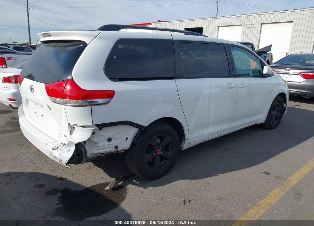 2011 TOYOTA SIENNA LE V6 VIN: 5TDKK3DC1BS032674