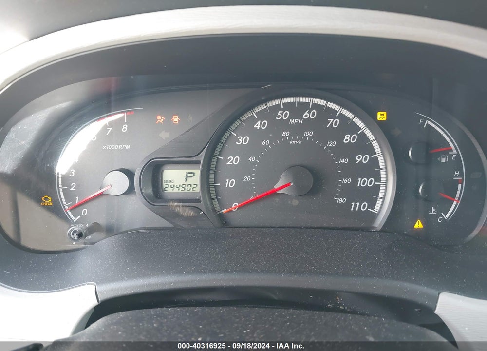 2011 TOYOTA SIENNA LE V6 VIN: 5TDKK3DC1BS032674