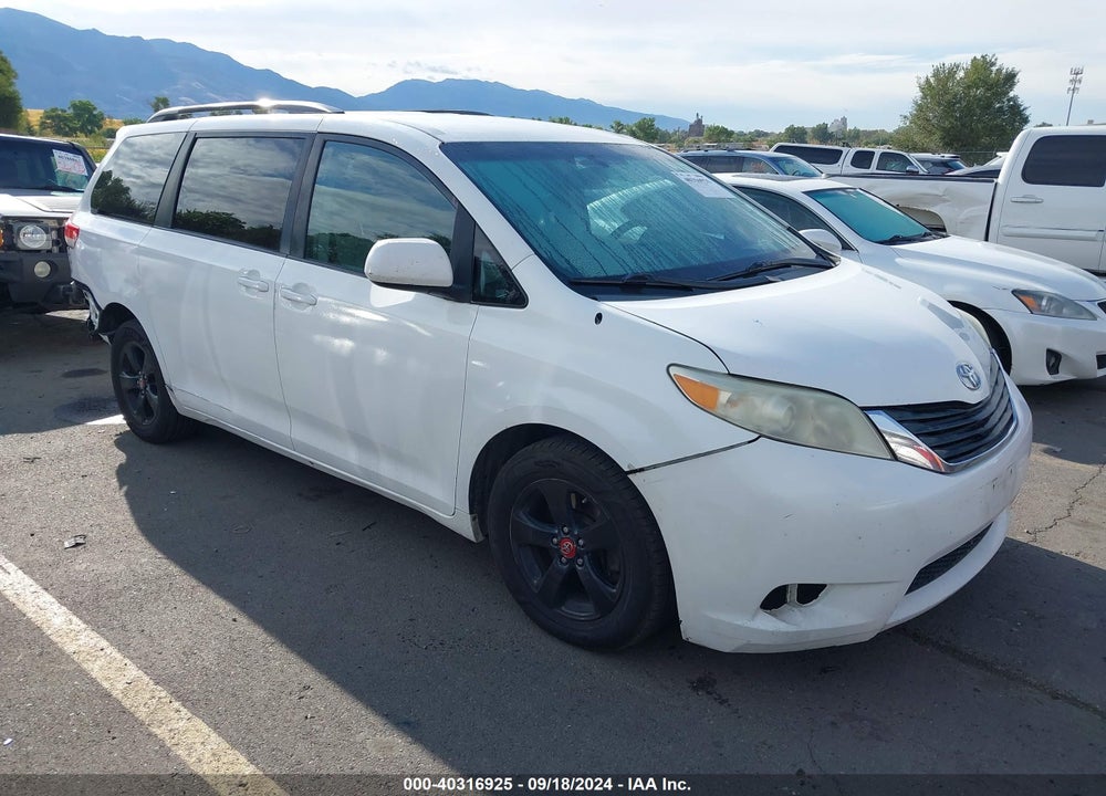 2011 TOYOTA SIENNA LE V6 VIN: 5TDKK3DC1BS032674