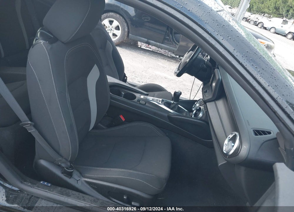 2018 CHEVROLET CAMARO 1LS VIN: 1G1FA1RX8J0178908