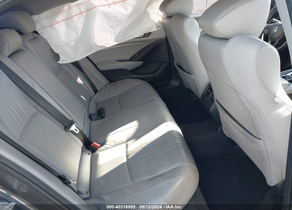 2018 HONDA ACCORD EX-L VIN: 1HGCV1F5XJA055804