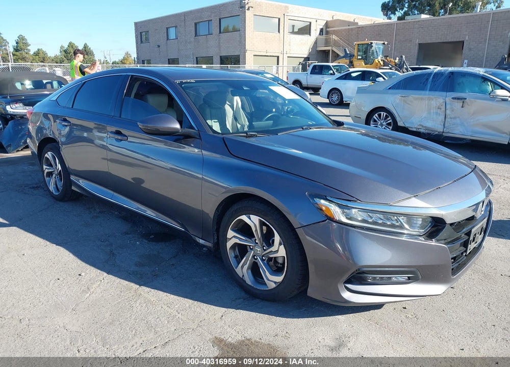 2018 HONDA ACCORD EX-L VIN: 1HGCV1F5XJA055804
