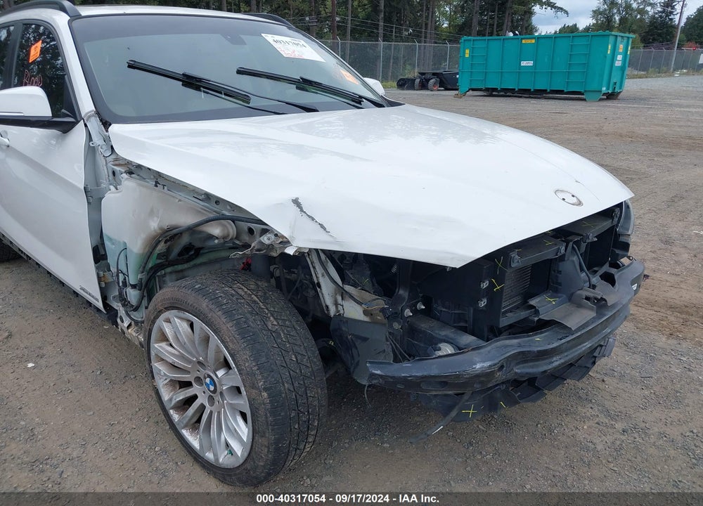 2013 BMW X1 XDRIVE28I VIN: WBAVL1C56DVR82195