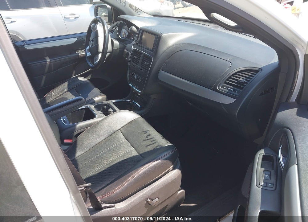 2014 DODGE GRAND CARAVAN R/T VIN: 2C4RDGEG1ER331659