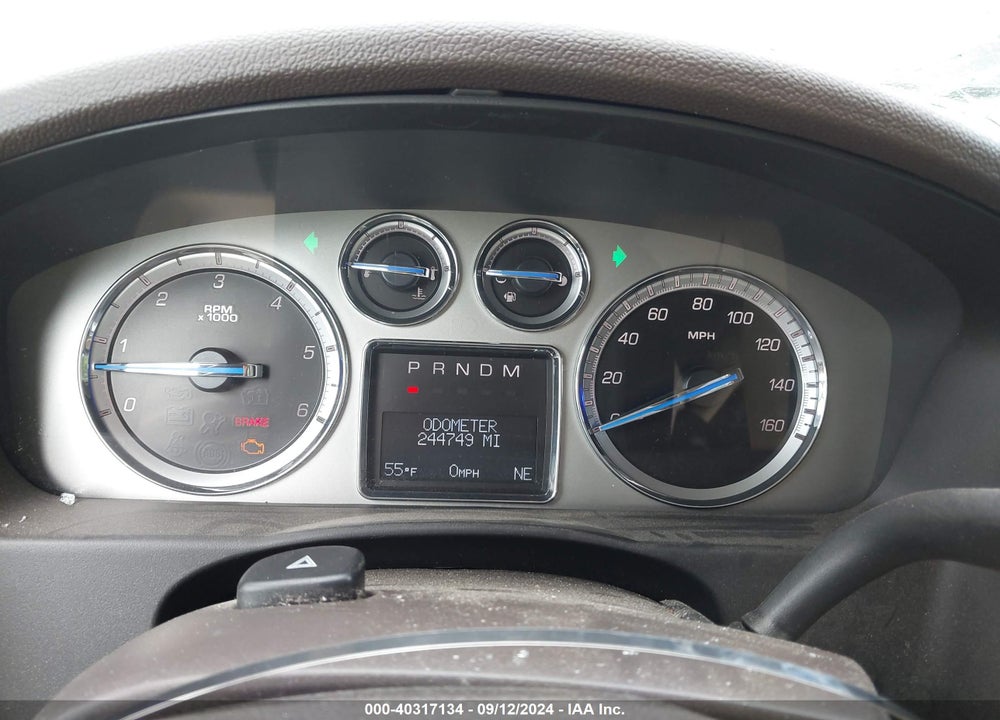 2010 CADILLAC ESCALADE ESV PREMIUM VIN: 1GYUCJEF2AR135967