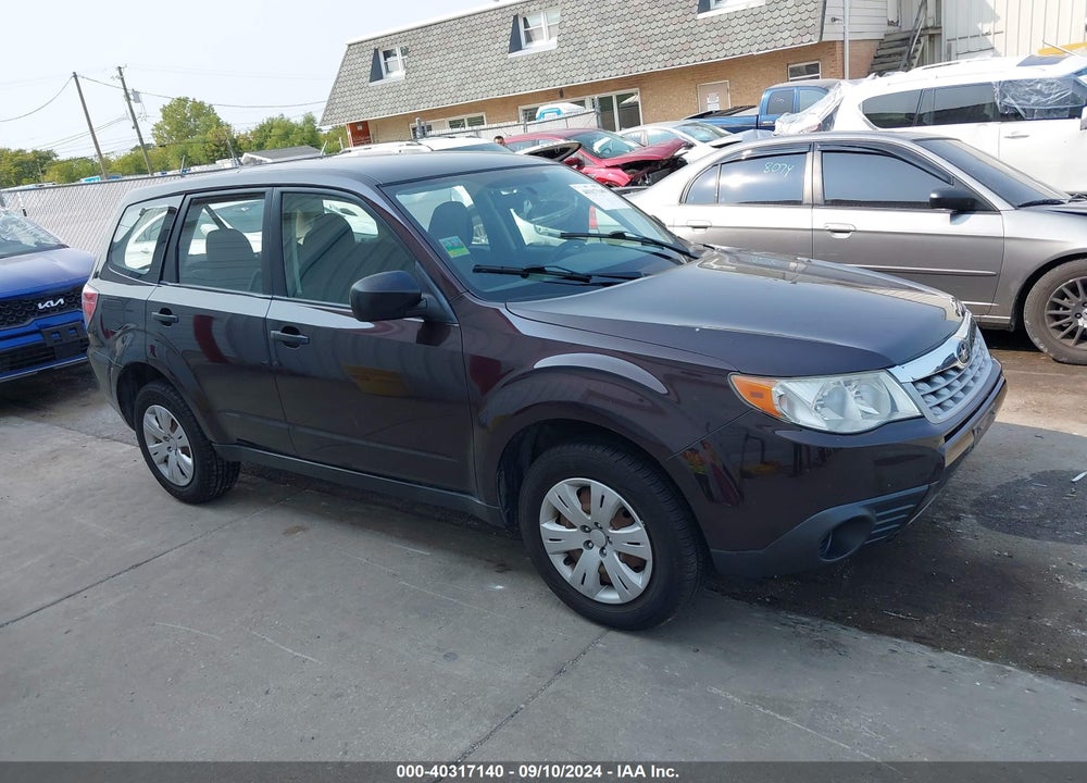 2013 SUBARU FORESTER 2.5X VIN: JF2SHAAC2DG406571