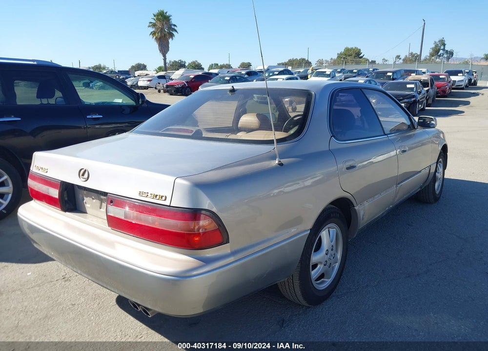 1996 LEXUS ES 300 VIN: JT8BF12GXT0166987