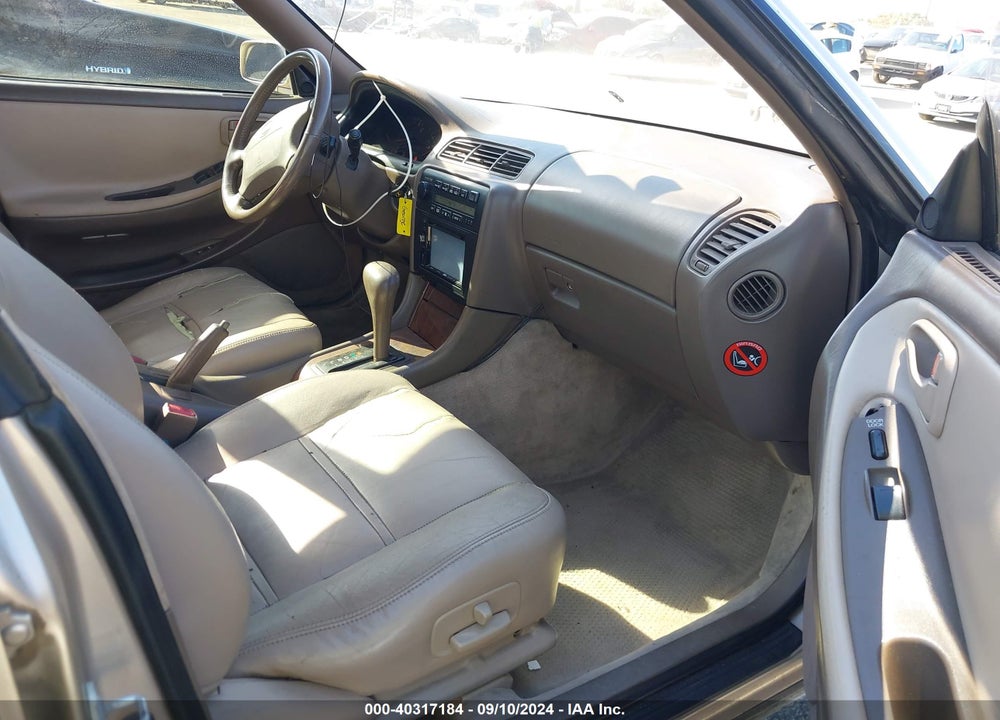 1996 LEXUS ES 300 VIN: JT8BF12GXT0166987