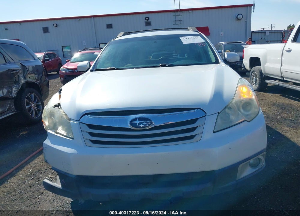 2011 SUBARU OUTBACK 2.5I PREMIUM VIN: 4S4BRBFC0B3347918