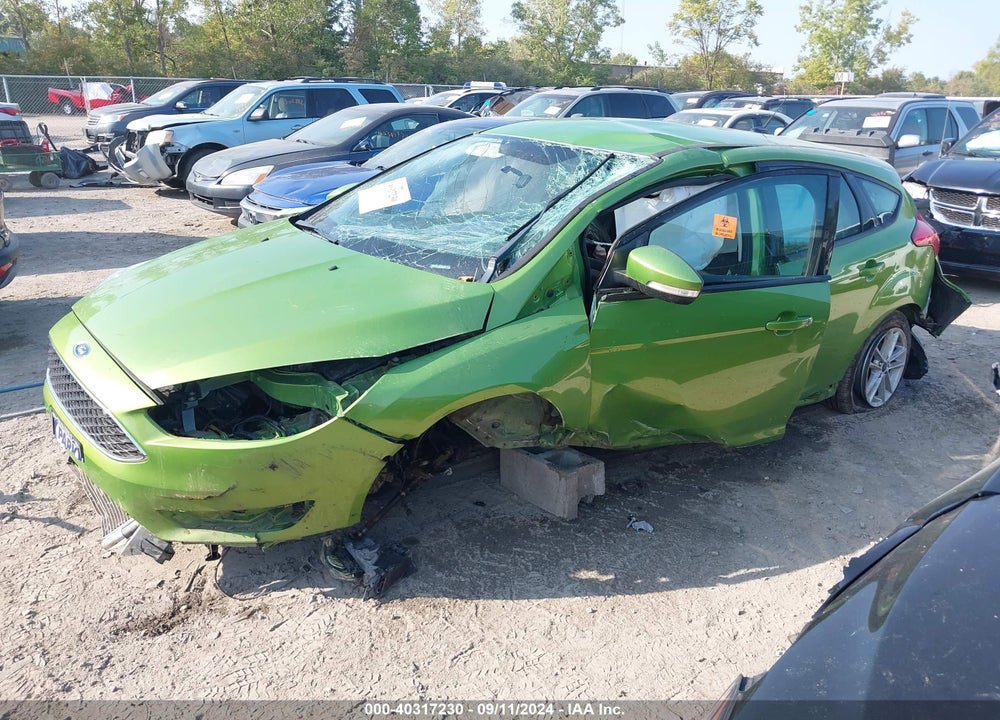 2018 FORD FOCUS SE VIN: 1FADP3K24JL320571