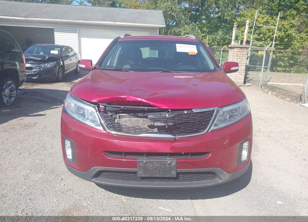 2015 KIA SORENTO LX VIN: 5XYKT3A62FG657678