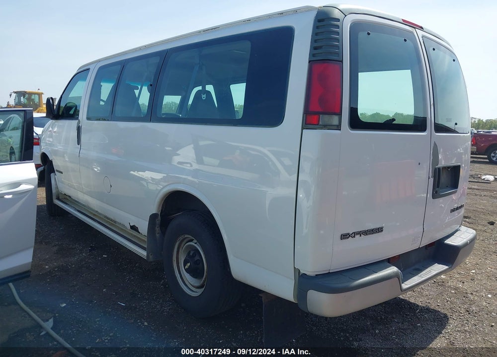 2002 CHEVROLET EXPRESS VIN: 1GAHG35R621171106