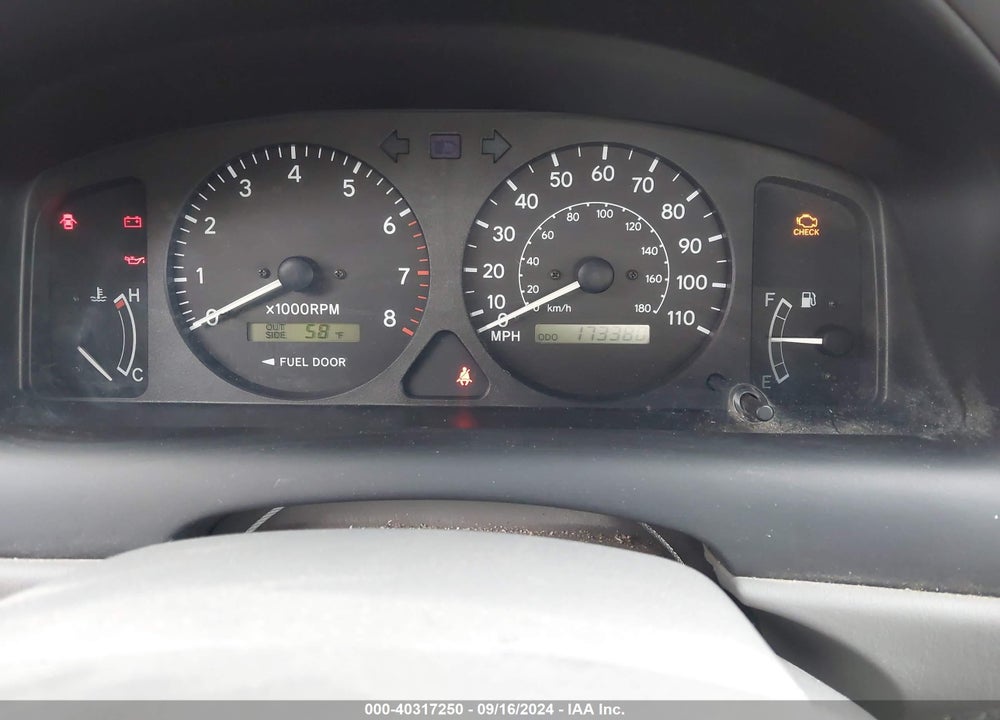 2001 TOYOTA COROLLA LE VIN: 2T1BR12E01C513382