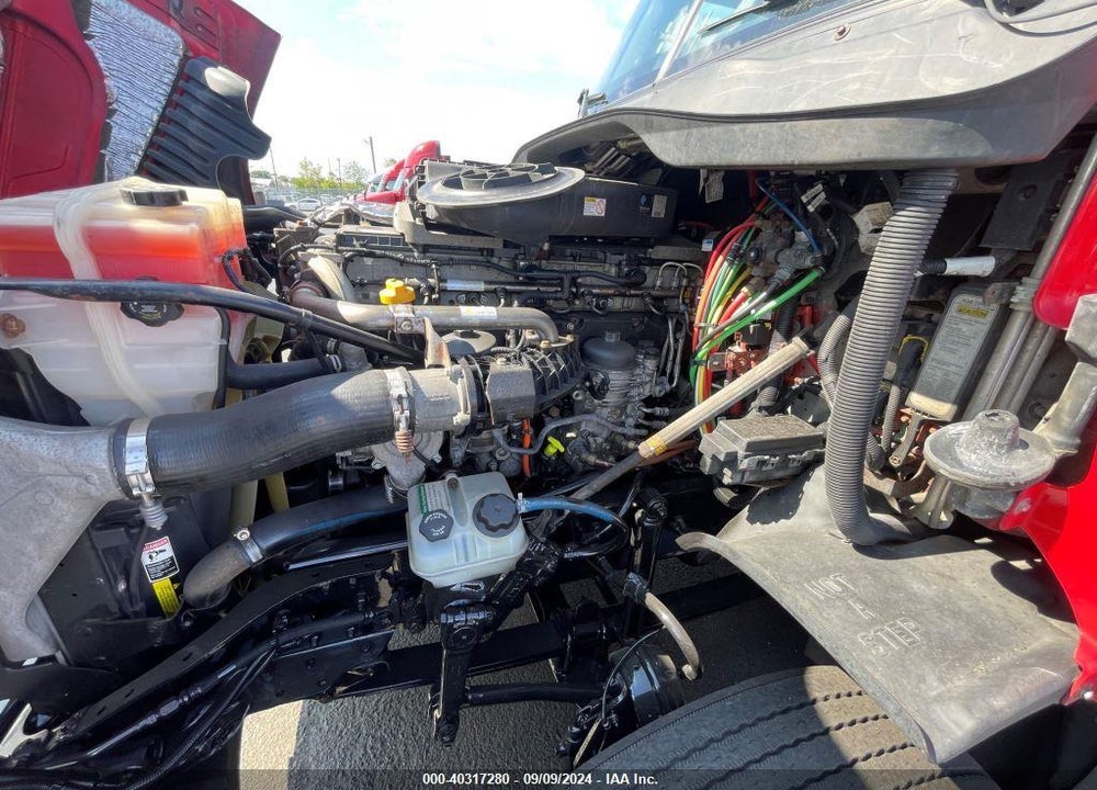 2018 FREIGHTLINER CASCADIA 125 VIN: 3AKJGLDRXJSHW5145