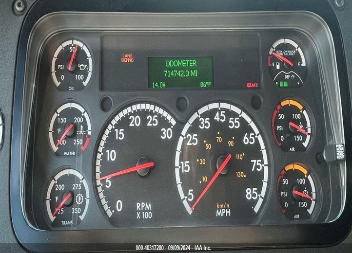 2018 FREIGHTLINER CASCADIA 125 VIN: 3AKJGLDRXJSHW5145