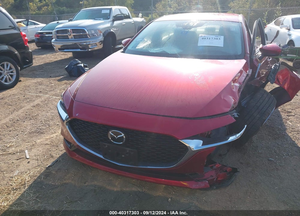 2019 MAZDA 3 PREFERRED PACKAGE VIN: JM1BPBDM6K1121576