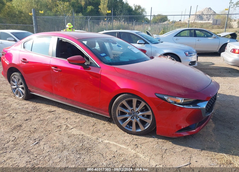 2019 MAZDA 3 PREFERRED PACKAGE VIN: JM1BPBDM6K1121576