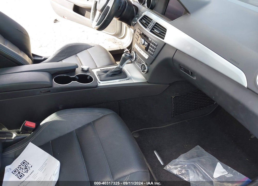 2015 MERCEDES-BENZ C 350 SPORT VIN: WDDGJ5HB1FG416160