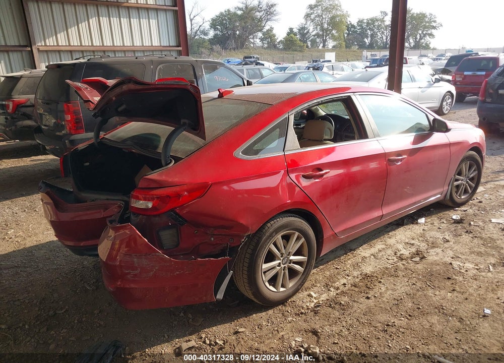 2015 HYUNDAI SONATA SE VIN: 5NPE24AFXFH171439