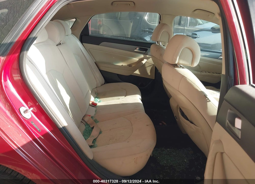 2015 HYUNDAI SONATA SE VIN: 5NPE24AFXFH171439