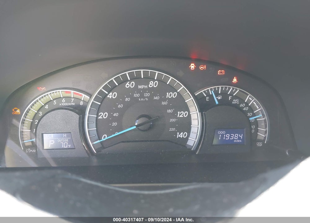 2014 TOYOTA CAMRY SE VIN: 4T1BF1FK3EU830585