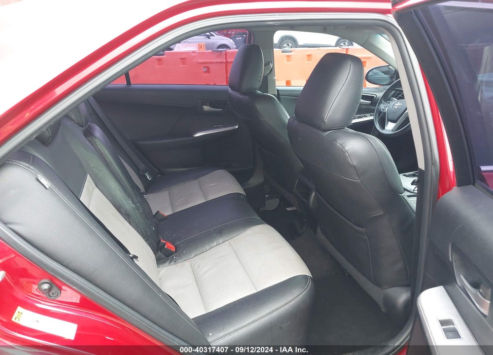 2014 TOYOTA CAMRY SE VIN: 4T1BF1FK3EU830585