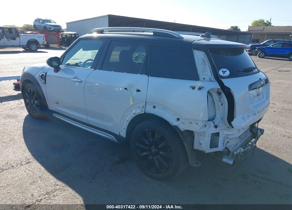 2017 MINI COUNTRYMAN COOPER S VIN: WMZYT5C37H3D81419