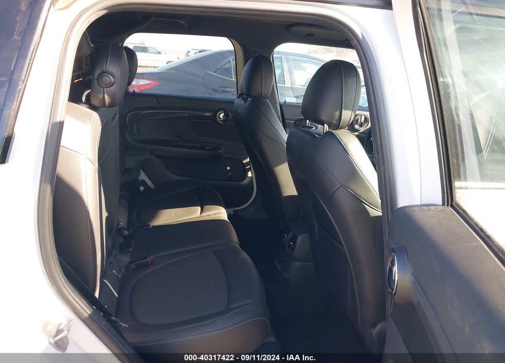 2017 MINI COUNTRYMAN COOPER S VIN: WMZYT5C37H3D81419