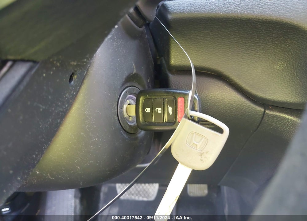 2018 HONDA CR-V LX VIN: 2HKRW6H33JH217666