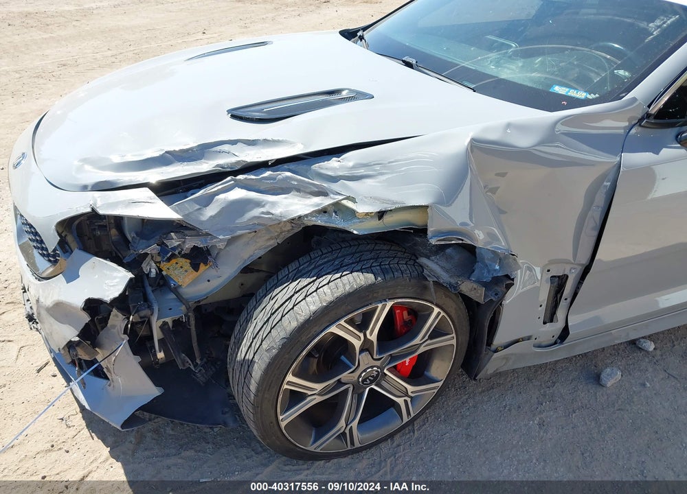 2018 KIA STINGER GT VIN: KNAE35LC1J6040275