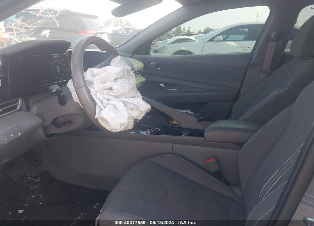 2021 HYUNDAI ELANTRA SEL VIN: KMHLN4AGXMU098076