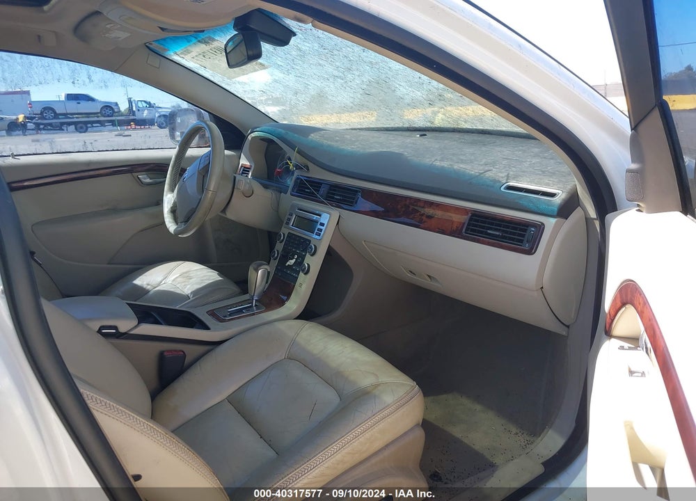 2008 VOLVO XC70 3.2 VIN: YV4BZ982881011730