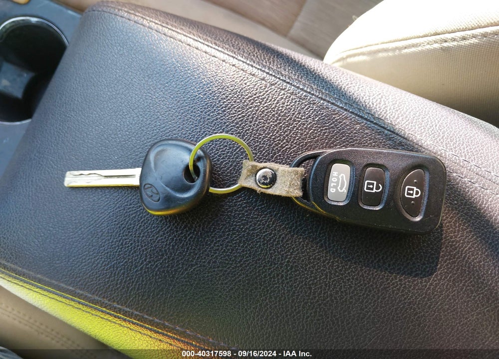 2012 HYUNDAI SONATA GLS VIN: 5NPEB4AC0CH313086