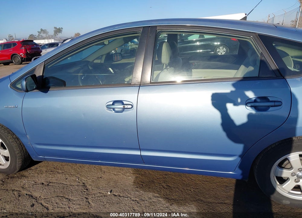 2007 TOYOTA PRIUS VIN: JTDKB20U677666380