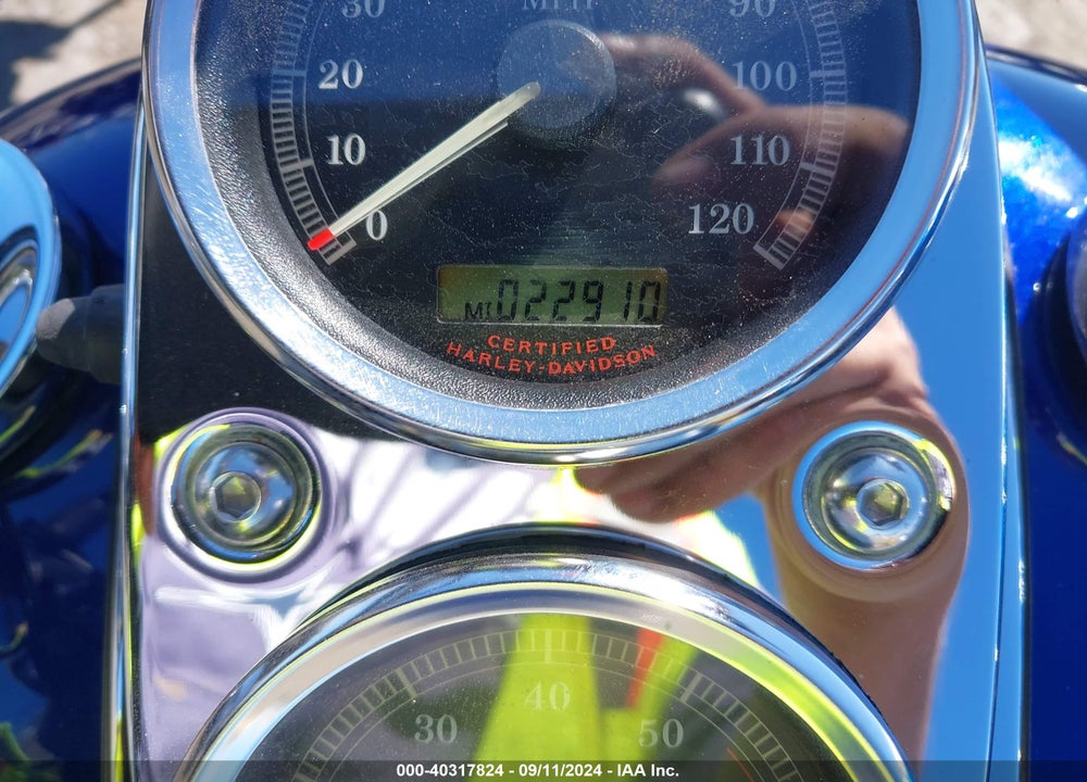 2006 HARLEY-DAVIDSON FXDLI VIN: 1HD1GN1156K308345