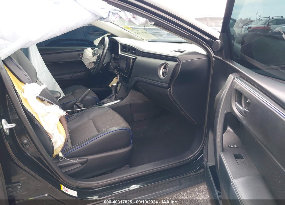 2017 TOYOTA COROLLA SE VIN: 5YFBURHE1HP651656