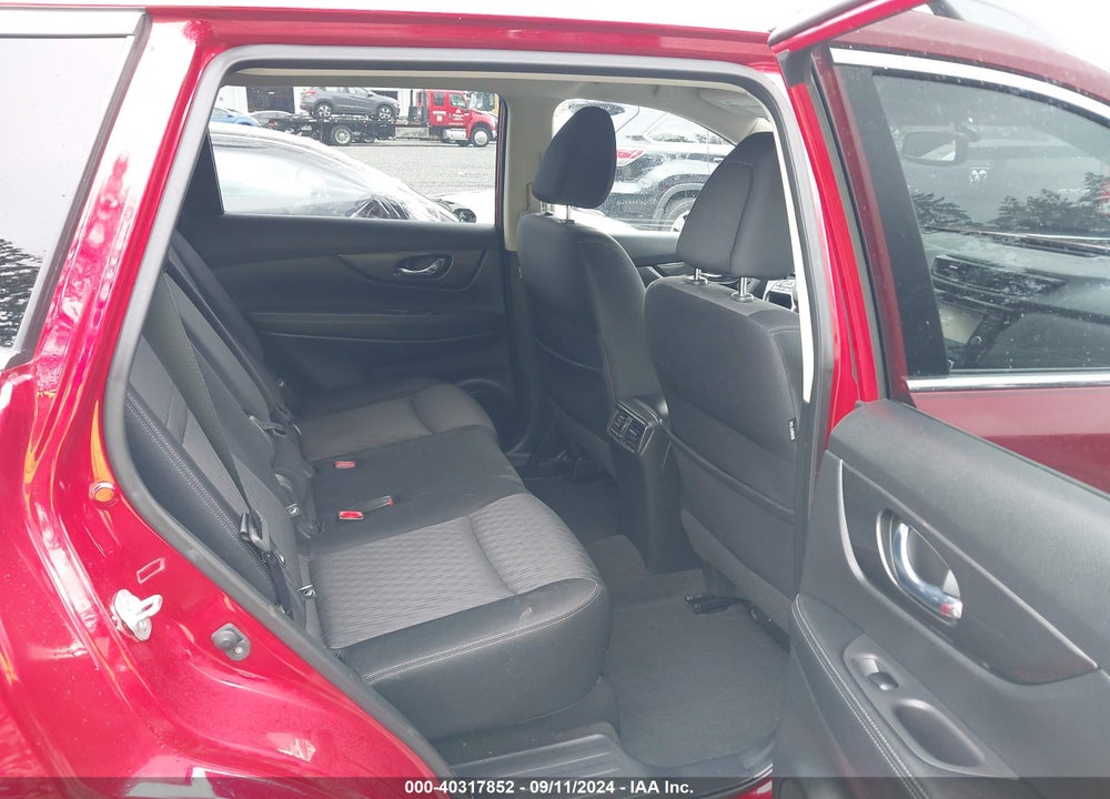 2017 NISSAN ROGUE SV VIN: JN8AT2MV3HW273993
