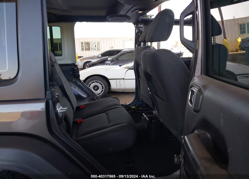 2018 JEEP WRANGLER UNLIMITED SPORT 4X4 VIN: 1C4HJXDG6JW179353