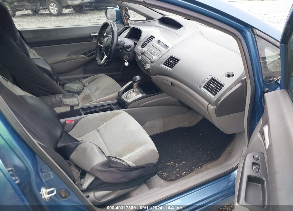 2010 HONDA CIVIC LX VIN: 2HGFA1F51AH314075