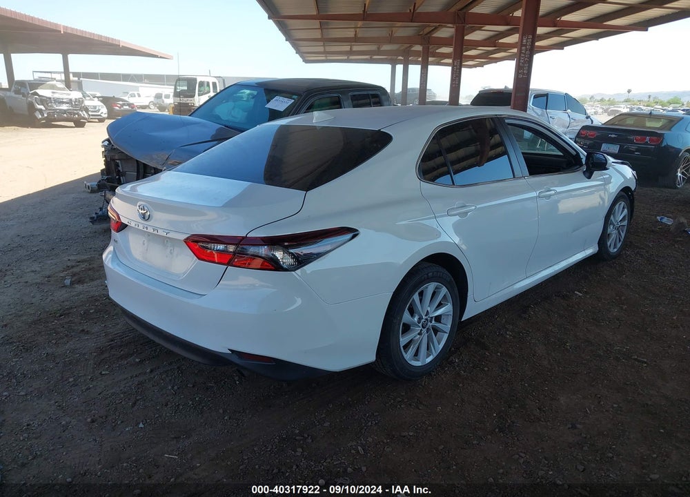 2022 TOYOTA CAMRY LE VIN: 4T1C11AK4NU640238