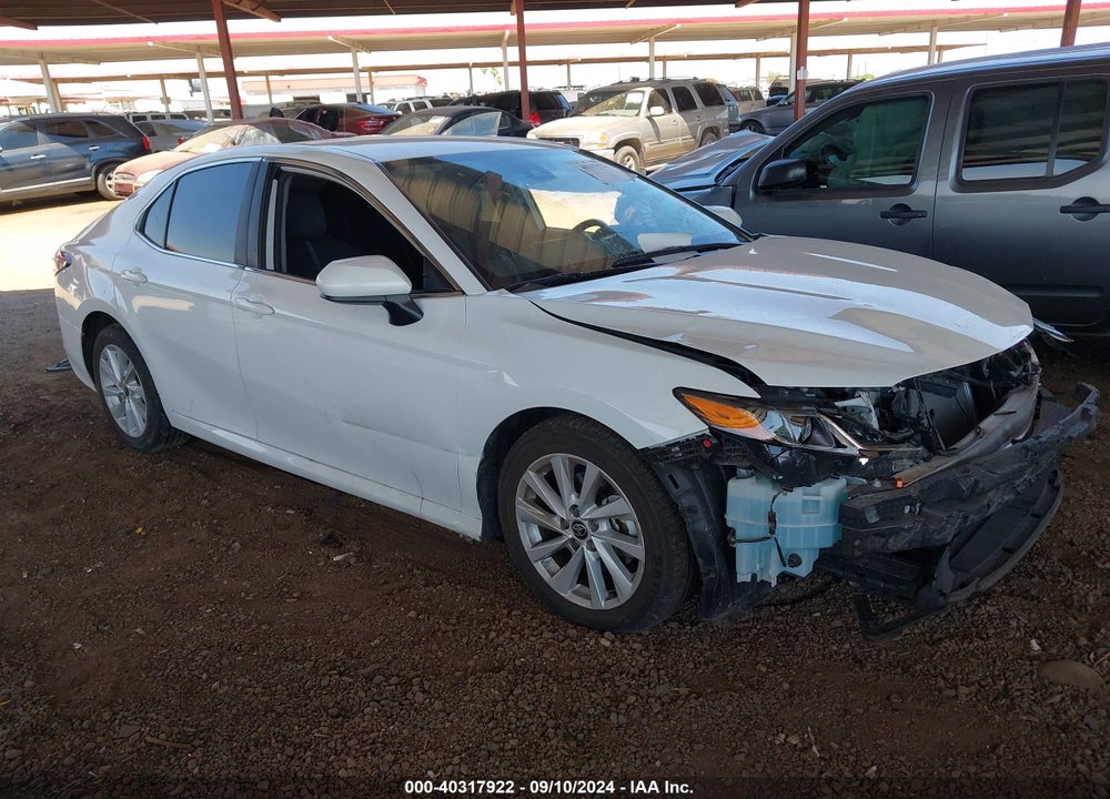 2022 TOYOTA CAMRY LE VIN: 4T1C11AK4NU640238