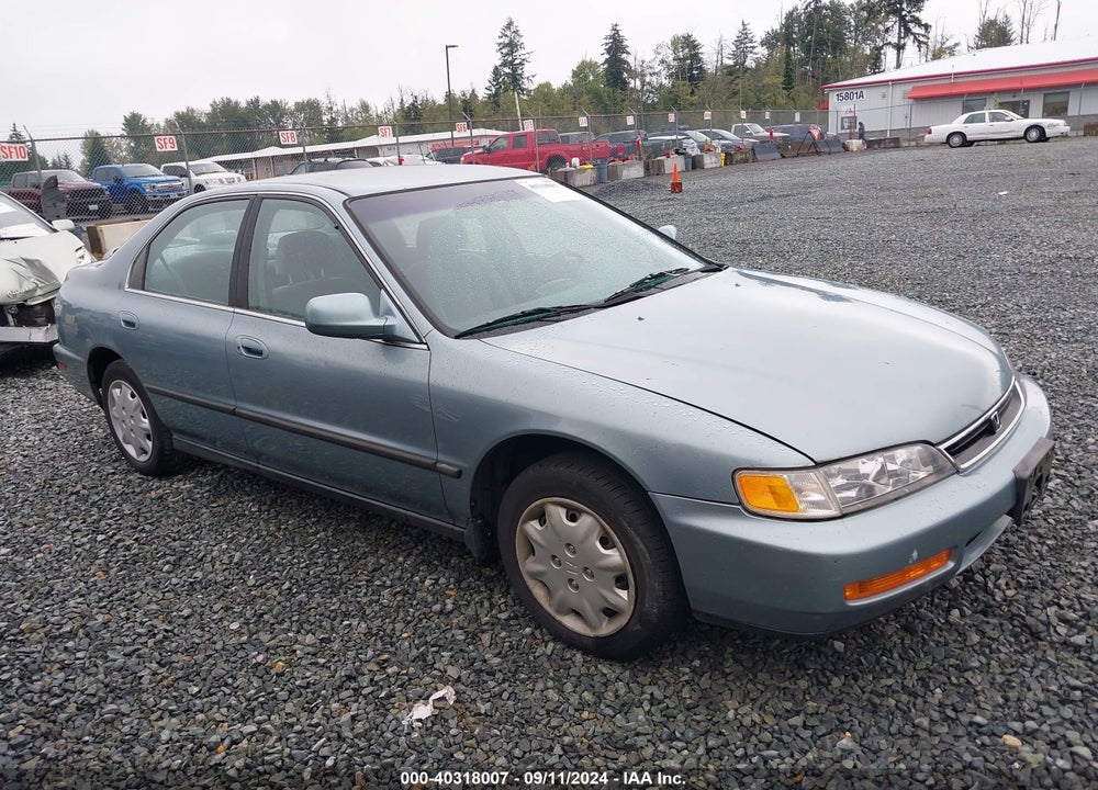 1996 HONDA ACCORD LX/EX VIN: 1HGCD5630TA152988