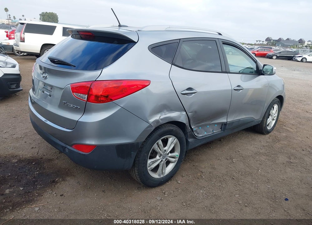 2013 HYUNDAI TUCSON GLS VIN: KM8JU3AC3DU742020