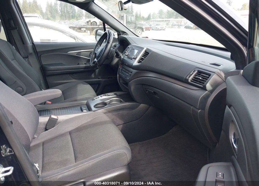 2019 HONDA PASSPORT SPORT VIN: 5FNYF8H21KB020753