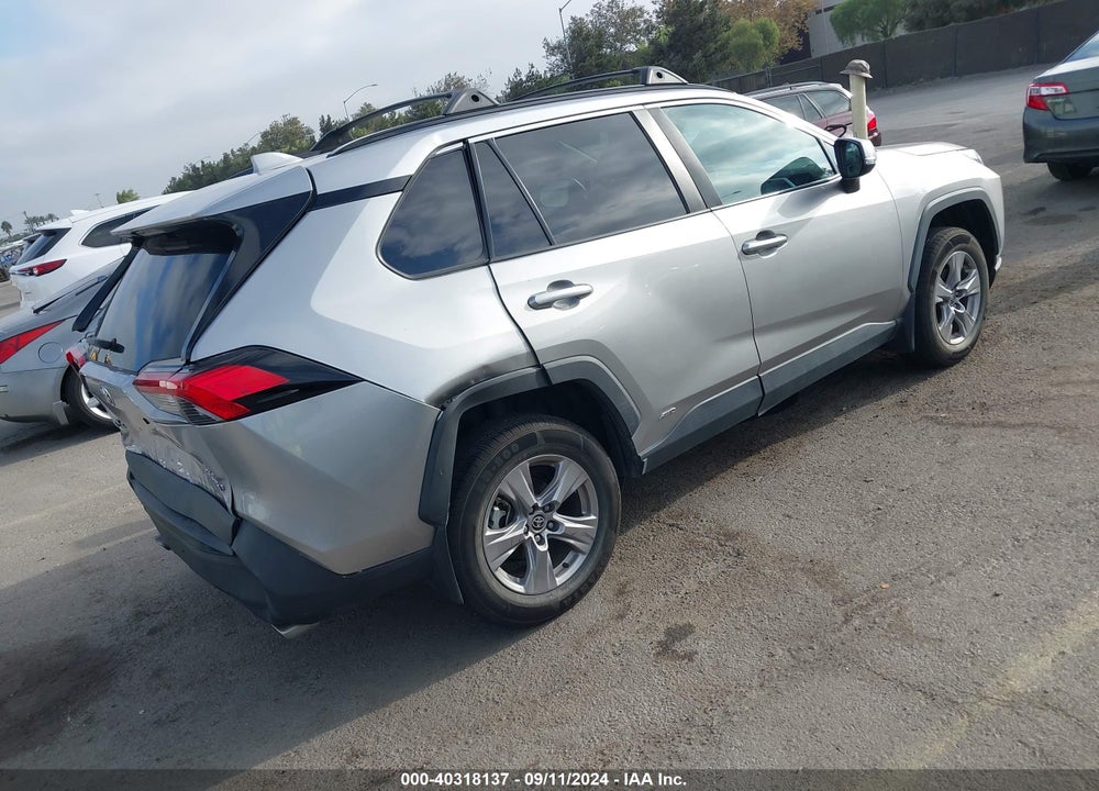2022 TOYOTA RAV4 HYBRID XLE VIN: 4T3RWRFVXNU076101